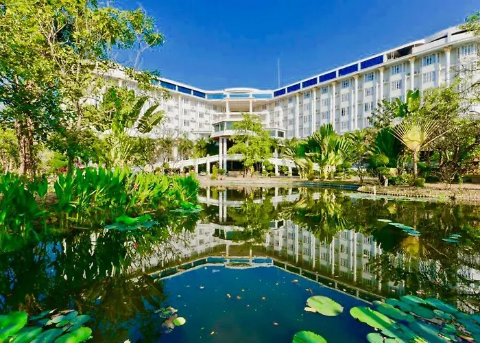 Hermitage Hotel Korat-Sha